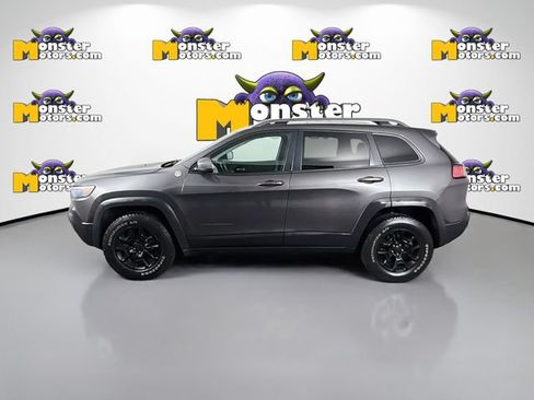 Used 2019 Jeep Cherokee Trailhawk AWD/4WD image 8