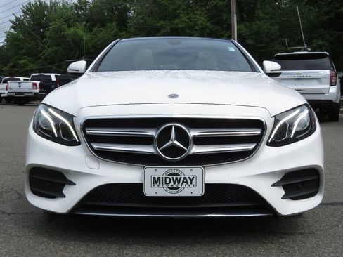 Used 2019 Mercedes-Benz E 450 4MATIC Sedan image 2