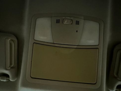 Used 2011 INFINITI G37 Journey image 35