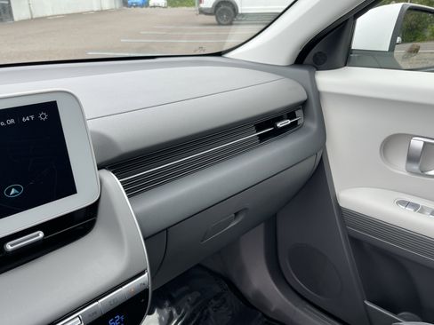 Certified 2024 Hyundai Ioniq 5 SE RWD image 23