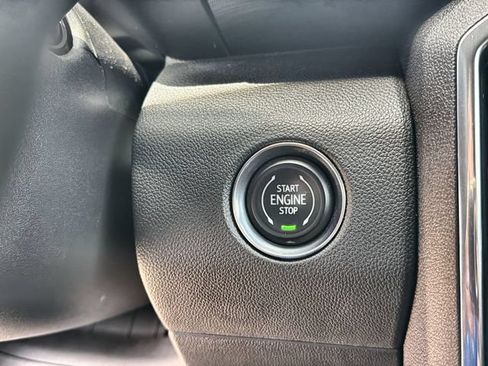 Certified 2026 GMC Acadia Elevation w/ Elevation Premium Package FWD image 16