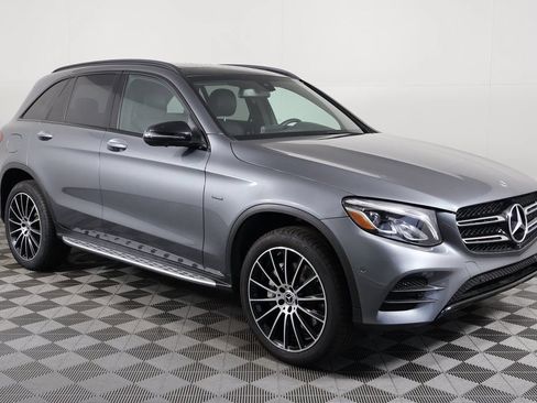 Used 2019 Mercedes-Benz GLC 350e 4MATIC image 2