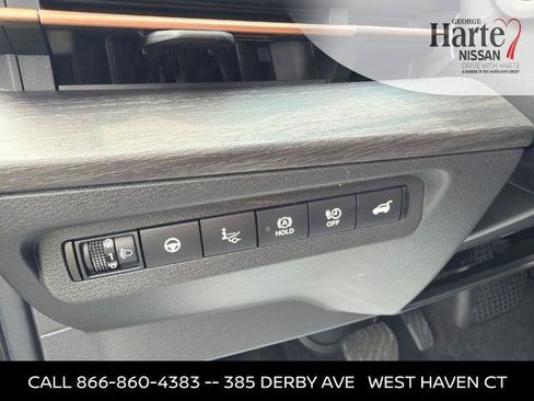 Certified 2024 Nissan Ariya AWD image 15