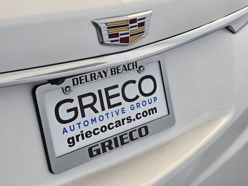 Used 2018 Cadillac XT5 Premium Luxury w/ Driver Assist Package image 14