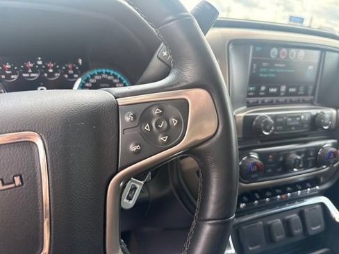 Used 2018 GMC Sierra 1500 Denali AWD/4WD image 23