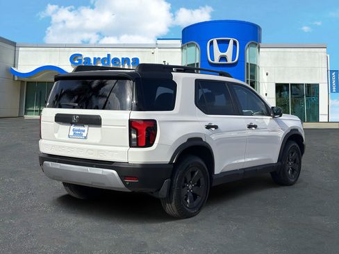 Certified 2026 Honda Passport RTL image 6