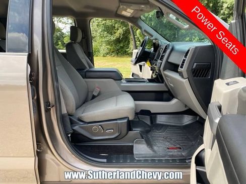 Used 2018 Ford F150 XLT w/ Equipment Group 302A Luxury AWD/4WD image 24