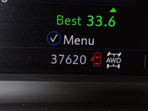 Used 2021 Cadillac XT5 Premium Luxury w/ LPO, Floor Liner Package AWD/4WD image 5