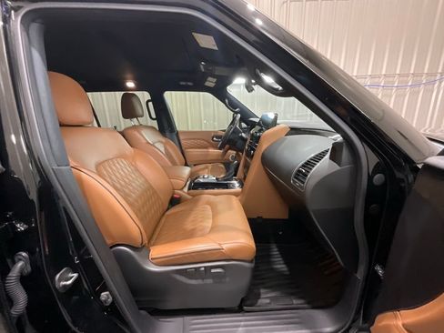Used 2024 INFINITI QX80 Sensory w/ Cargo Package AWD/4WD image 15
