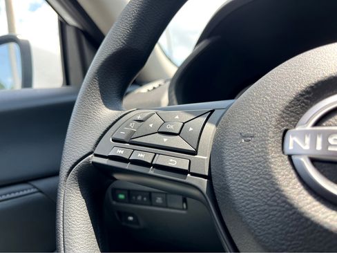 New 2025 Nissan Sentra S image 15