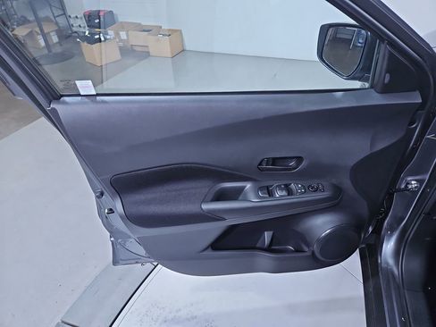 New 2025 Nissan Kicks Play S image 10