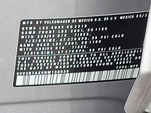 Certified 2022 Volkswagen Tiguan SE w/ Panoramic Sunroof Package image 30