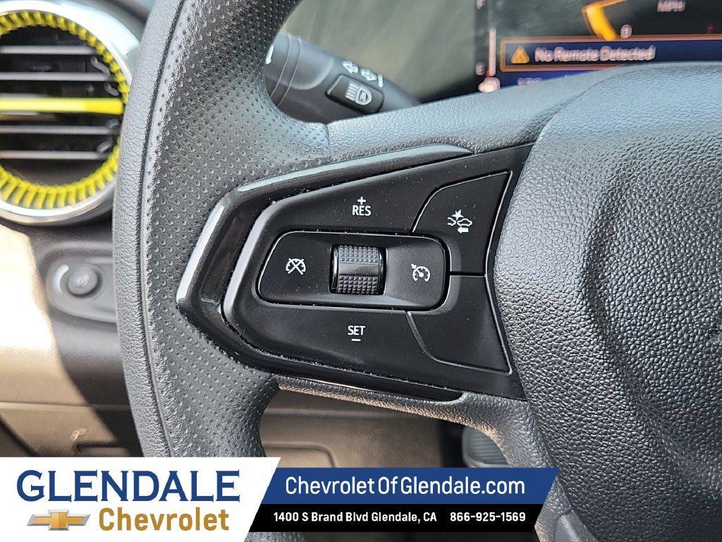 Used 2025 Chevrolet Trax LT FWD image 22