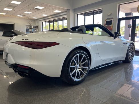 Used 2023 Mercedes-Benz SL 43 AMG image 15