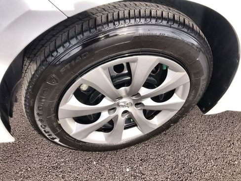 Used 2024 Toyota Corolla LE image 10