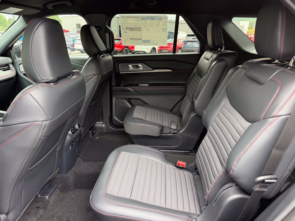New 2026 Ford Explorer ST-Line AWD/4WD image 7