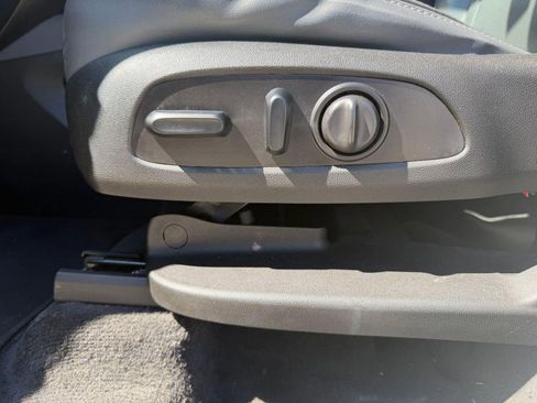 Used 2021 Buick Enclave Essence w/ Sound and Sites Package image 13