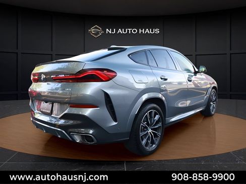 Used 2025 BMW X6 xDrive40i AWD/4WD image 12