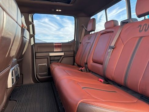 Used 2022 Ford F350 King Ranch image 14