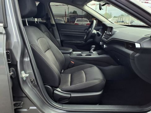 Used 2024 Nissan Altima 2.5 S image 15