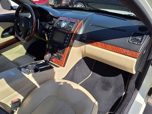 Used 2011 Maserati Quattroporte S image 14