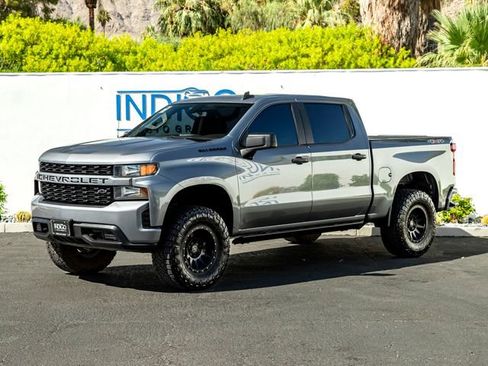 Used 2021 Chevrolet Silverado 1500 Custom w/ LPO, Blackout Package AWD/4WD image 1
