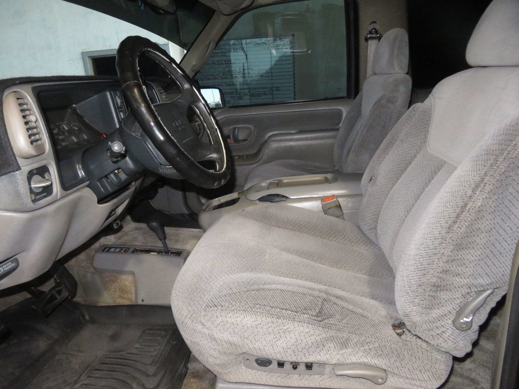 Used 1997 GMC Yukon 4WD 2-Door w/ Marketing Opt Pkg 2 image 19