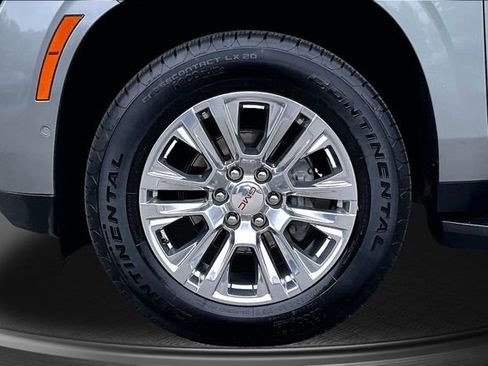 Used 2025 GMC Yukon Denali AWD/4WD image 31