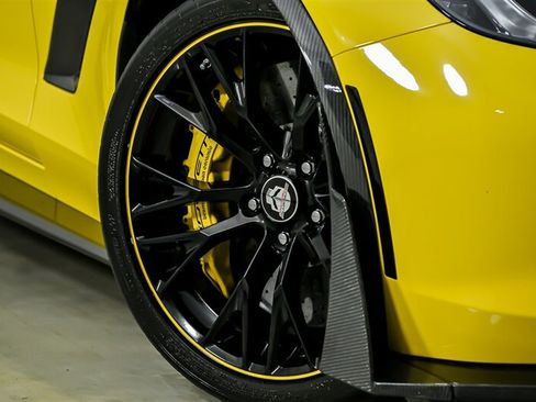 Used 2016 Chevrolet Corvette Z06 w/ C7.r Special Edition RWD image 4