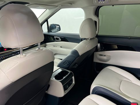 Used 2026 Kia Carnival SX Prestige FWD image 20