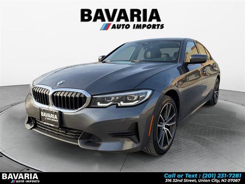 Used 2022 BMW 330i xDrive Sedan w/ Driving Assistance Package image 1