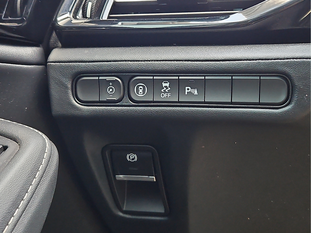 Used 2023 Acura MDX w/ Technology Package FWD image 15