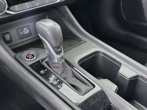 Used 2025 Nissan Sentra S FWD image 18