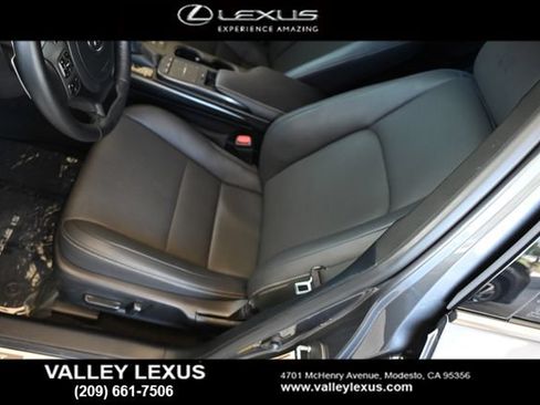 Certified 2025 Lexus IS 300 F Sport RWD image 12