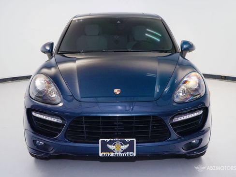 Used 2014 Porsche Cayenne GTS AWD/4WD image 3