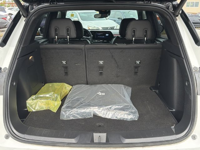 Used 2025 Chevrolet TrailBlazer RS w/ Convenience Package FWD image 38