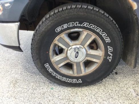 Used 2005 Ford F150 XLT image 8