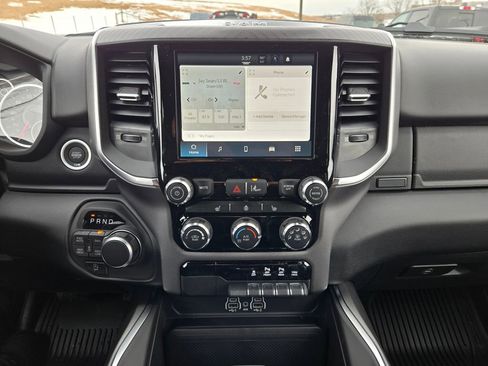 New 2026 RAM 1500 4x4 Crew Cab image 18