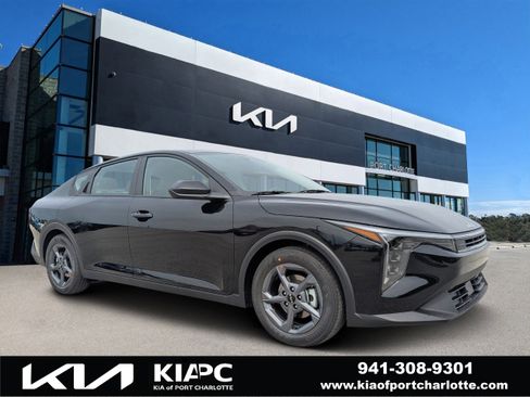 New 2026 Kia K4 FWD image 1