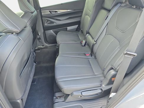 Certified 2026 INFINITI QX60 Luxe w/ Cargo Package AWD/4WD image 14