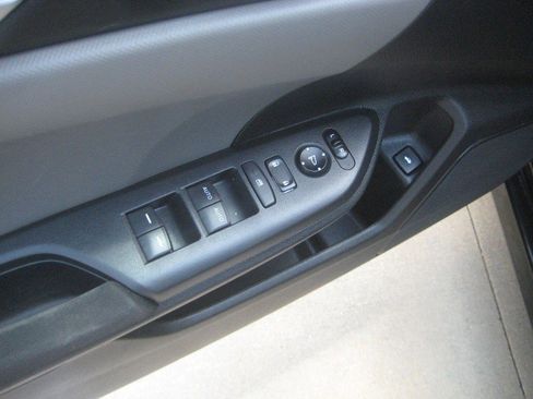 Used 2019 Honda Civic LX image 14