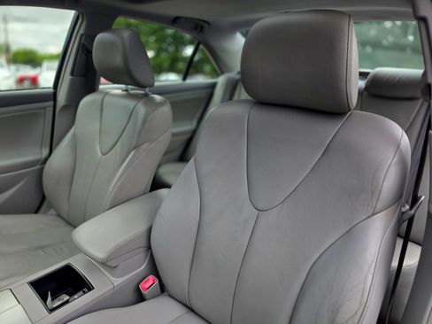 Used 2009 Toyota Camry Hybrid FWD image 6