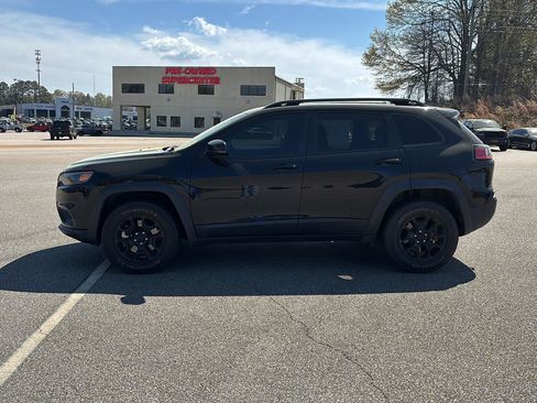 Used 2022 Jeep Cherokee Latitude image 5