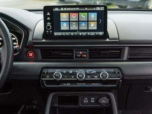 Used 2024 Honda Pilot Touring image 27