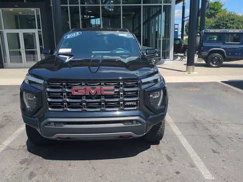 Used 2023 GMC Canyon AT4 w/ AT4 Premium Package AWD/4WD image 2