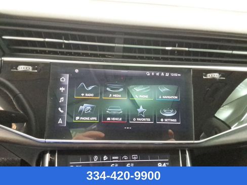 Used 2023 Audi Q8 Premium Plus image 30