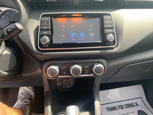 Used 2025 Nissan Kicks Play S FWD image 23