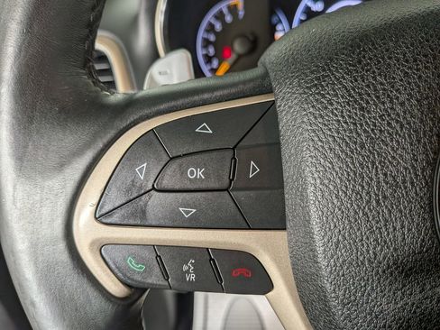 Used 2016 Jeep Grand Cherokee Laredo w/ Quick Order Package 23E image 20