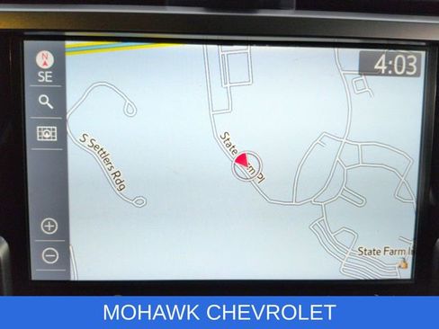 Used 2022 Toyota 4Runner SR5 AWD/4WD image 15