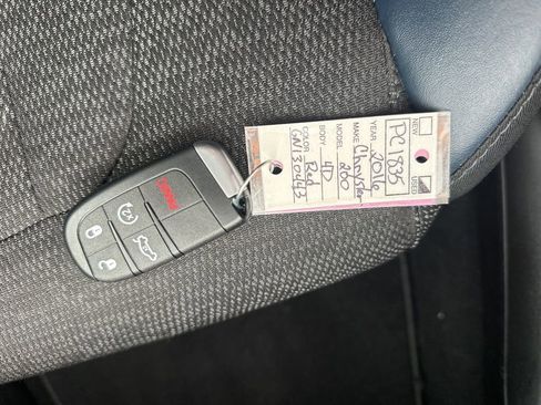 Used 2016 Chrysler 200 S image 26